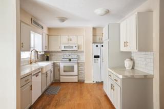 Summit Crest Lodge - 2