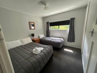 Kiwi Park Motels - 3