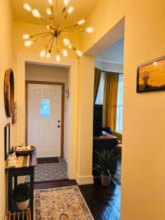 Relaxing Townhouse Downtown Dubuque - 6