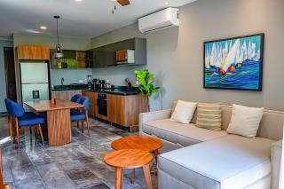 Chic 1BR Private Balcony,Sauna, Gym y Wifi - 1