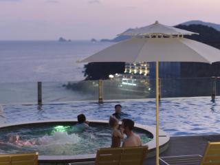 Baymond Hotel - 8