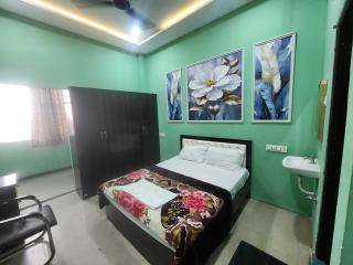 Hotel O Jays inn - 1