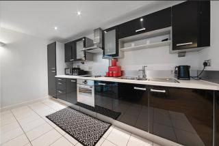 NEW Cosy Excel 1 Bedroom Apartment - 5