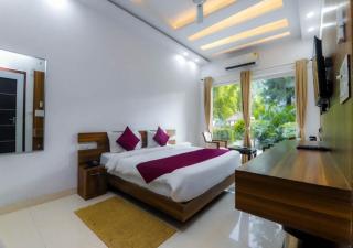 Wildlife Stay by Corbett Treff - 3