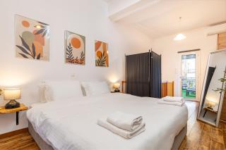 Sea & City - Luxury Maisonette Steps from the Beach with Private Terrace - 9