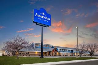 AmericInn by Wyndham Bismarck - 8