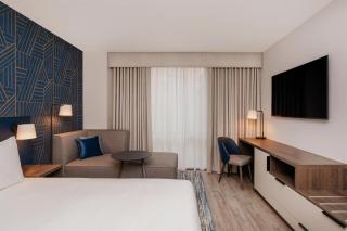 Hyatt Place Leeds - 4