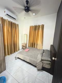 NS Homestay Triple S SAFINAH kangar - 9