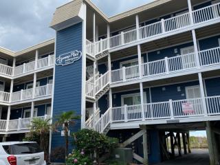 Oceanfront 2BR • Balcony Views Oceanside Pool • Dog Friendly • A Summer Place B8 - 7