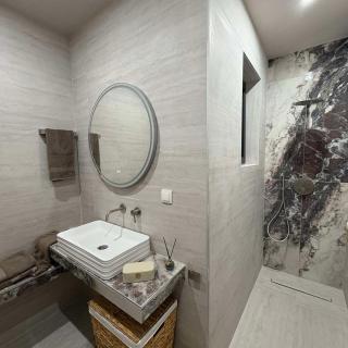 Maison De Luxx A12 Central Luxury Apartment - 2