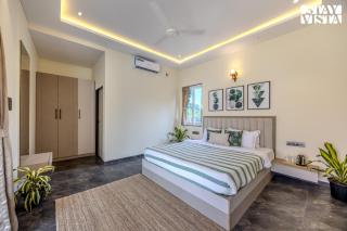 StayVista at Red Gable with Pool, Lawn - 3