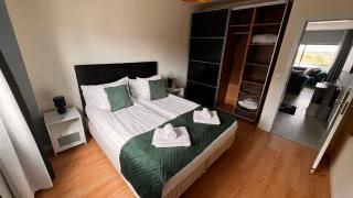 Apartment Beta - 2 Bedrooms, Private Rooftop Patio with Hot Tub, BBQ and View - 7