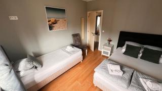 Apartment Beta - 2 Bedrooms, Private Rooftop Patio with Hot Tub, BBQ and View - 1
