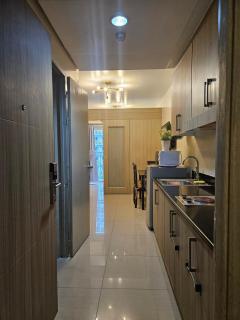 Amenity Pool View 1 BR balcony MOA SMX Ikea Shore002 - 8