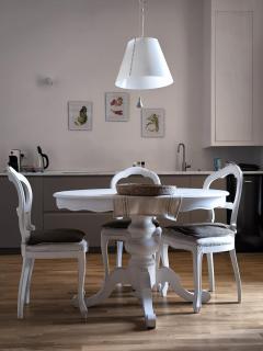 10 Min from the center - historic building - studio apartment - 3