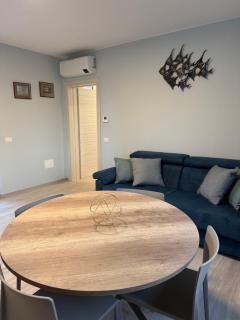 Apartment with Pool e Private Garage - Casa Holyvia Blue - 2