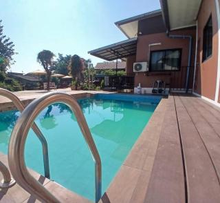 River Bend villas 1 - 8