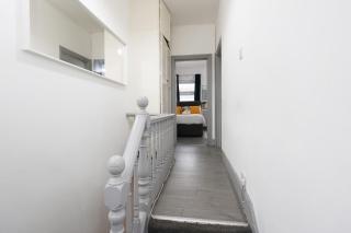 Spacious 4BR Cardiff House By Homesy Vacation Rental - Free Parking & Free Wi-Fi - 3