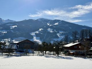 Feel Free 95 Apartment by AA Holiday Homes - 7