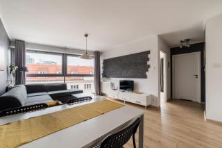 Stary Browar Deluxe Apartment by BookingHost - 4