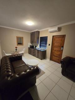 La Majestic Guest Lodge - 9