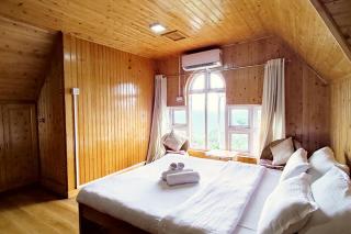 Grey Stone Hotel - 2