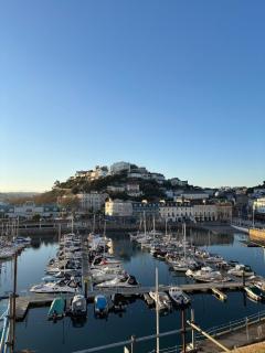 New! Seaview Apartment on Torquay Harbour - 5