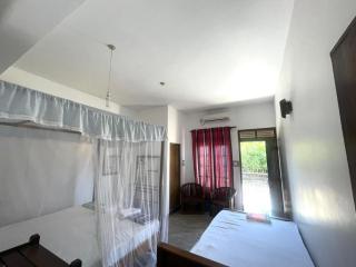 Crafts Gallery Hotel - 5