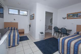 Tally Ho Motor Inn - 8