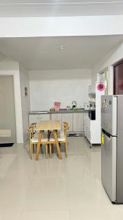 Transient Homestay at Diamond Heights near Davao Airport - 1