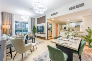 Prestigious 2BR with nice View of Marina Dubai - 0