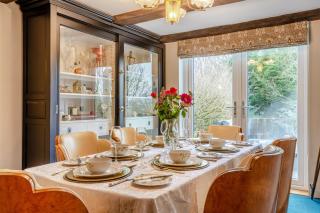 4 Bed in Burwash Common oc-b34866 - 3