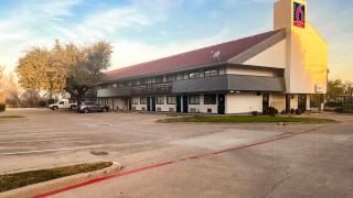 Studio 6 Suites Dallas TX - Loop 12 West - 0