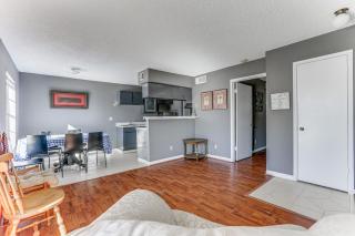 3 Mi to NRG Park & Medical Center: Extended Stay - 8