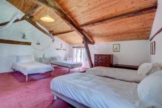 Large house with pool sleeping up to 10 people - 6