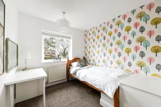 5 Bed House Near Windsor Castle Berkshire - 1