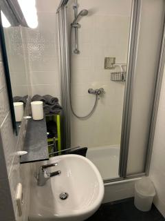 Panorama-Haus Appartment PFÄNDER - Bergblick, Badezimmer, Kitchenette, eigene Sonnenterrasse - 3