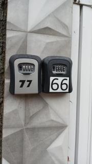 Suíte 77 privativa , há 11km da vila germânica - 9