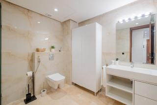 Stylish Downtown Apartment Optical Fiber Included - 9