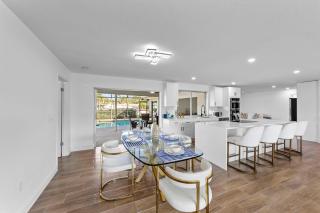 4BR Waterfront Home w Heated Pool & Private Dock - 6