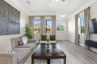 O26B Southwest Houston 2BR King Beds Pet Friendly Fenced Yard - 9