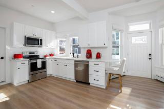 Harbor Haven, Apt #5, 3BR/2BA - 6