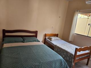 Casa ampla - piscina, área gourmet e confortável - 3