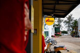 Whoopers Hostel Ao Nang - By The Beach - 7