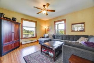 StoryBook Glade Historical Homestead with Views! - 2