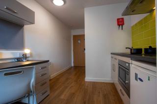 Modern Studio Apartment in Central Newcastle - 3