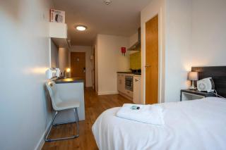 Modern Studio Apartment in Central Newcastle - 4
