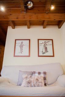 Baqueira Cozy & Spacious Home in Unha, Mountain Views, Near Ski Slopes - 2