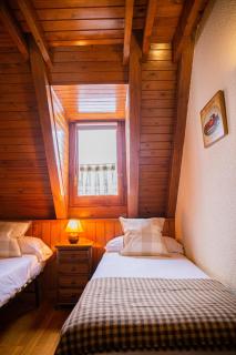 Baqueira Cozy & Spacious Home in Unha, Mountain Views, Near Ski Slopes - 7