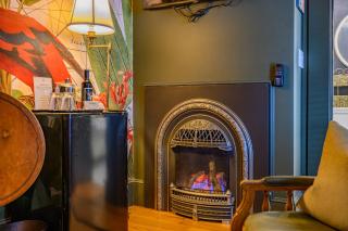 The Gaslamp Bed and Breakfast - 8